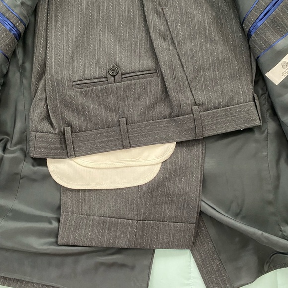 NWT ALEXANDRE LONDON 42S Pinstripe gray suit - Picture 9 of 12